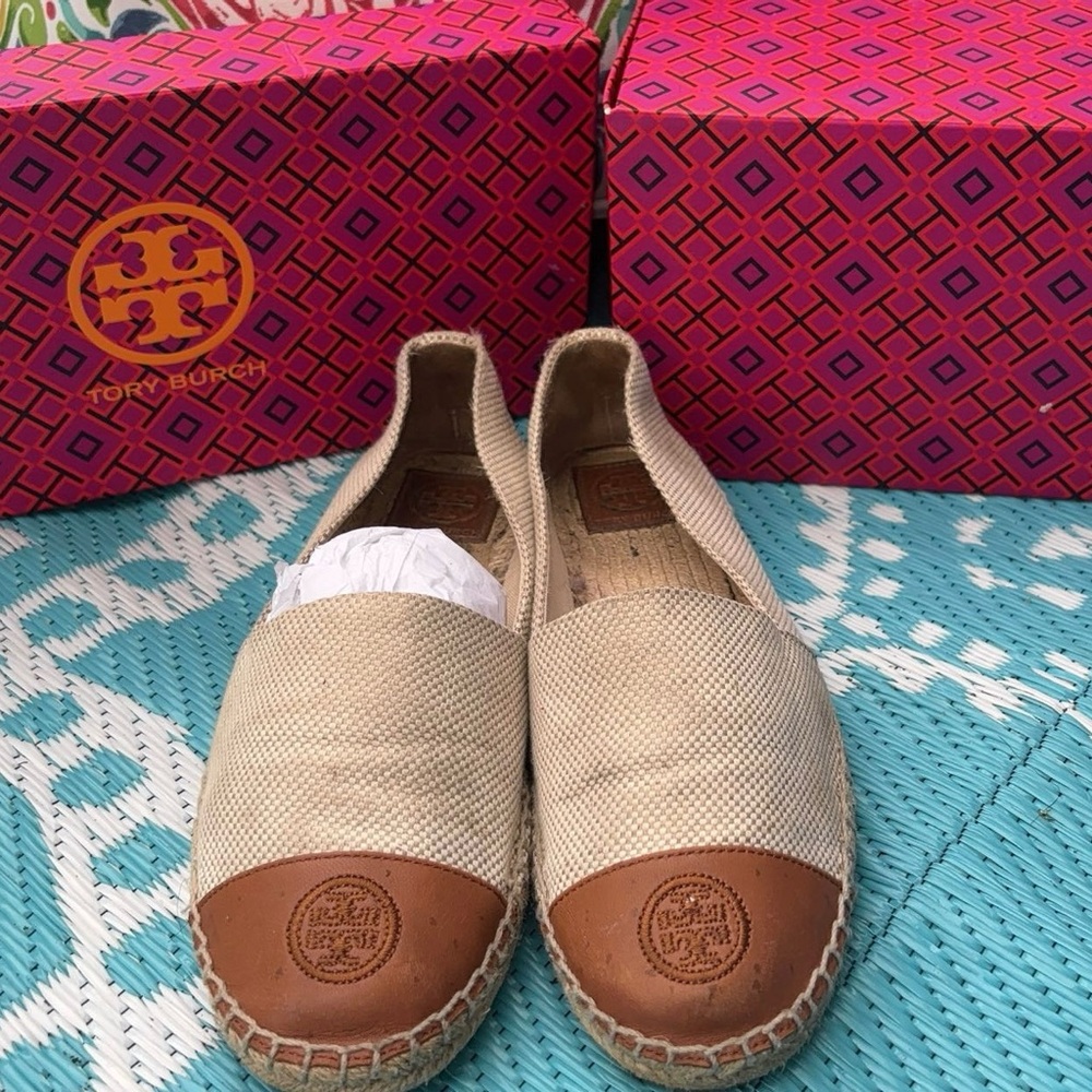 Tory Burch flats✨